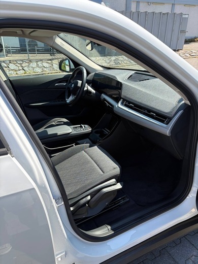 BMW iX1 vaihtoauto