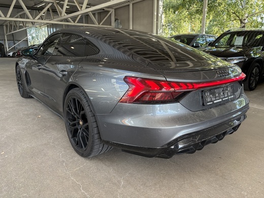 Audi e-tron GT vaihtoauto