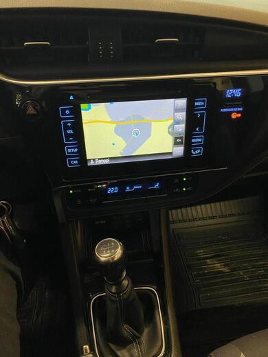 Toyota Auris vaihtoauto