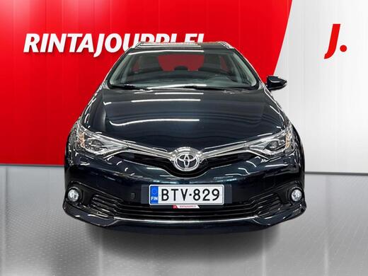 Toyota Auris vaihtoauto