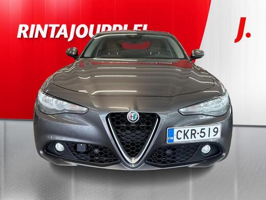 Alfa Romeo Giulia vaihtoauto