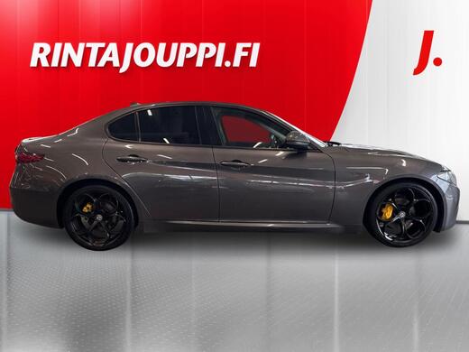 Alfa Romeo Giulia vaihtoauto