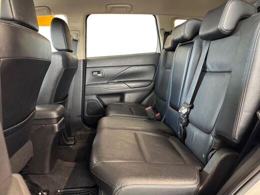 Mitsubishi Outlander vaihtoauto