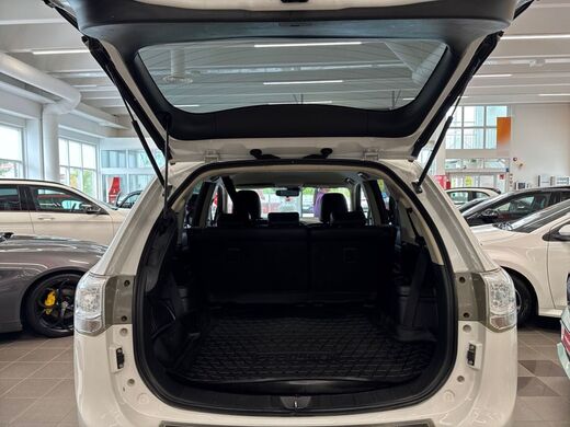 Mitsubishi Outlander vaihtoauto