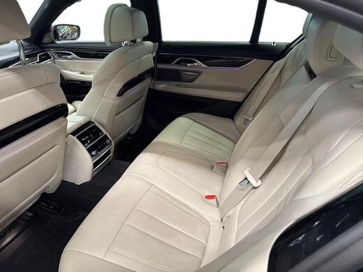 BMW 740 vaihtoauto