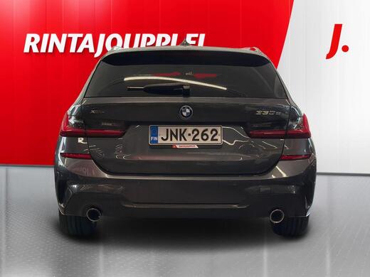 BMW 330 vaihtoauto