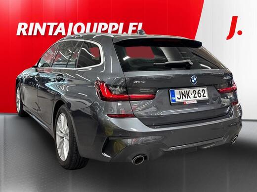 BMW 330 vaihtoauto