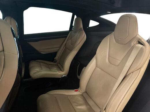 Tesla Model X vaihtoauto