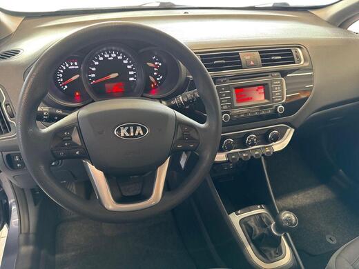 Kia Rio vaihtoauto