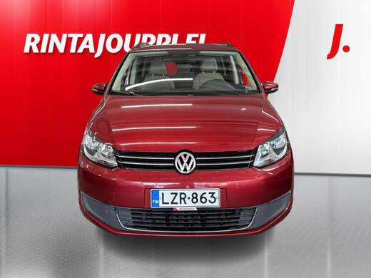 Volkswagen Touran vaihtoauto