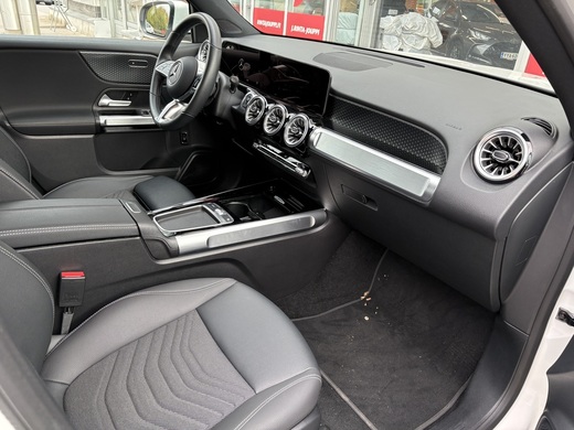 Mercedes-Benz EQB vaihtoauto