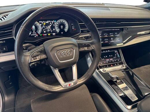 Audi Q7 vaihtoauto
