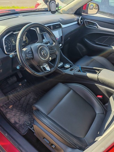 MG ZS vaihtoauto