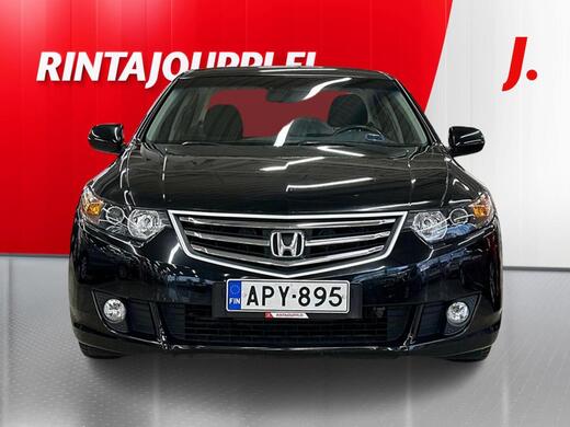 Honda Accord vaihtoauto