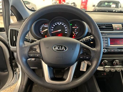 Kia Rio vaihtoauto