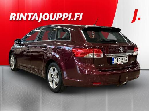Toyota Avensis vaihtoauto