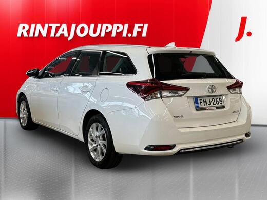Toyota Auris vaihtoauto