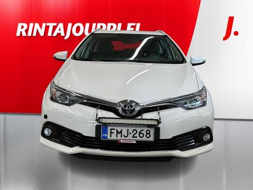 Toyota Auris vaihtoauto