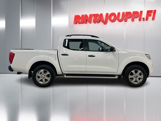 Nissan Navara vaihtoauto
