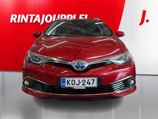 Toyota Auris vaihtoauto