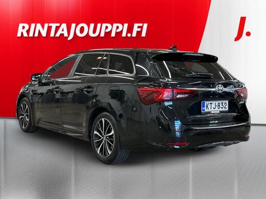 Toyota Avensis vaihtoauto