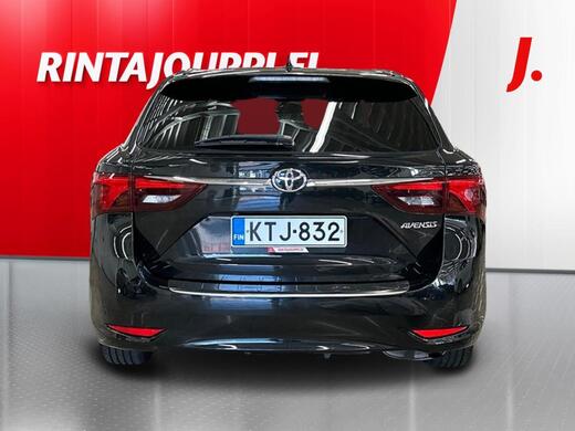 Toyota Avensis vaihtoauto