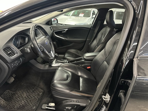 Volvo V40 Cross Country vaihtoauto