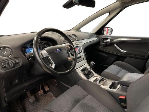 Ford S-MAX vaihtoauto