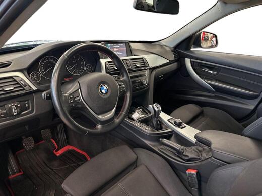 BMW 320 vaihtoauto