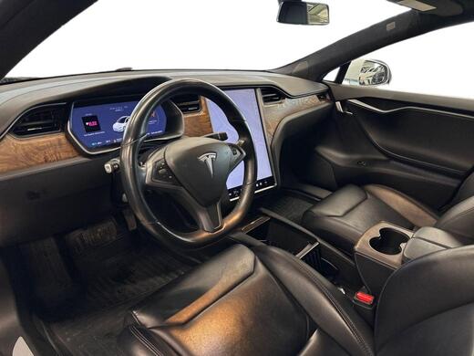 Tesla Model S vaihtoauto