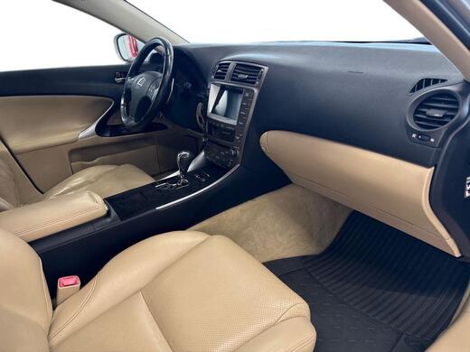 Lexus IS vaihtoauto