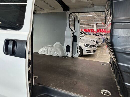 Hyundai H-1 vaihtoauto