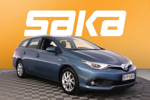 Toyota Auris vaihtoauto