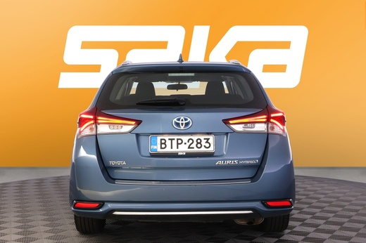 Toyota Auris vaihtoauto
