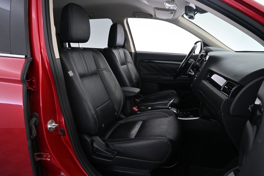 Mitsubishi Outlander vaihtoauto
