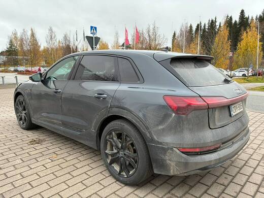 Audi e-tron vaihtoauto