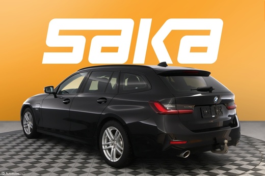 BMW 330 vaihtoauto