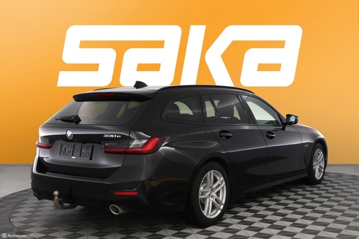 BMW 330 vaihtoauto