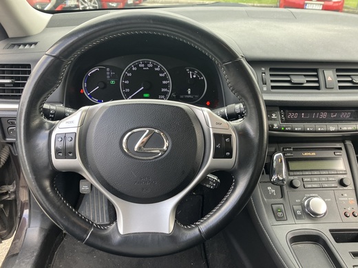 Lexus CT vaihtoauto
