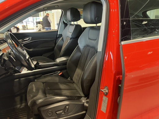 Audi e-tron vaihtoauto