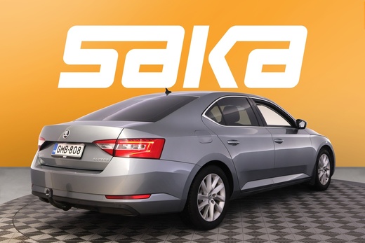 Skoda Superb vaihtoauto