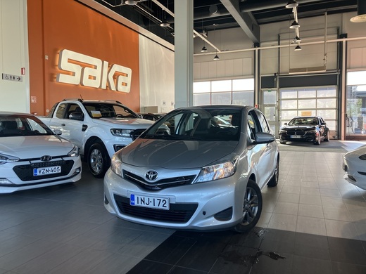 Toyota Yaris vaihtoauto