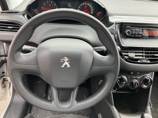 Peugeot 208 vaihtoauto