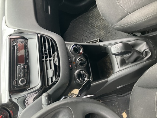 Peugeot 208 vaihtoauto