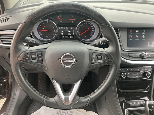 Opel Astra vaihtoauto