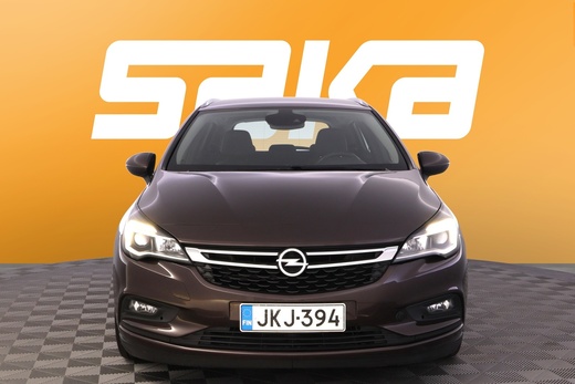 Opel Astra vaihtoauto