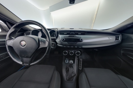 Alfa Romeo Giulietta vaihtoauto