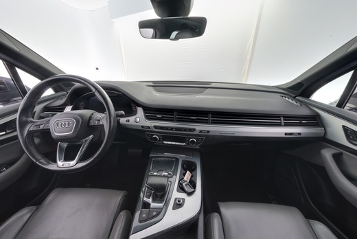Audi Q7 vaihtoauto