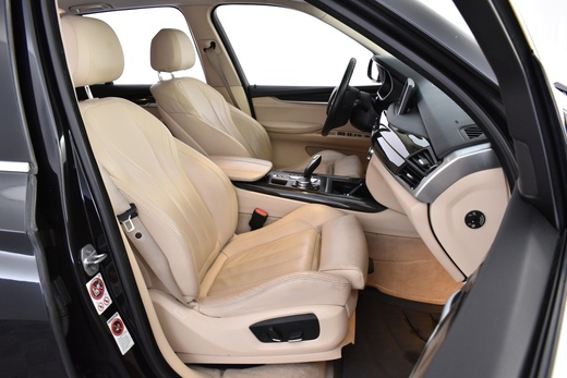 BMW X5 vaihtoauto