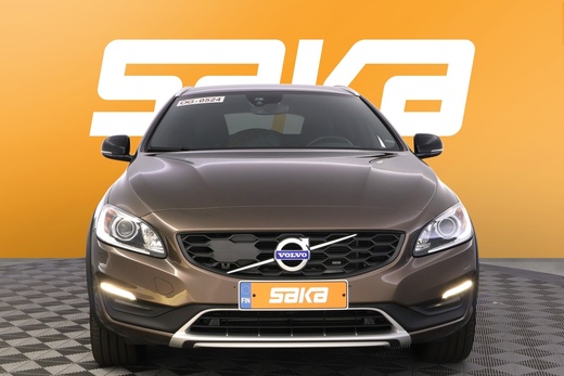 Volvo V60 Cross Country vaihtoauto